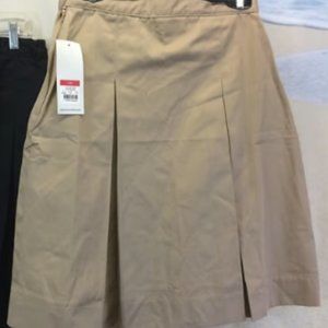 NWT longer-length girl's uniform kick pleat skirt, 14